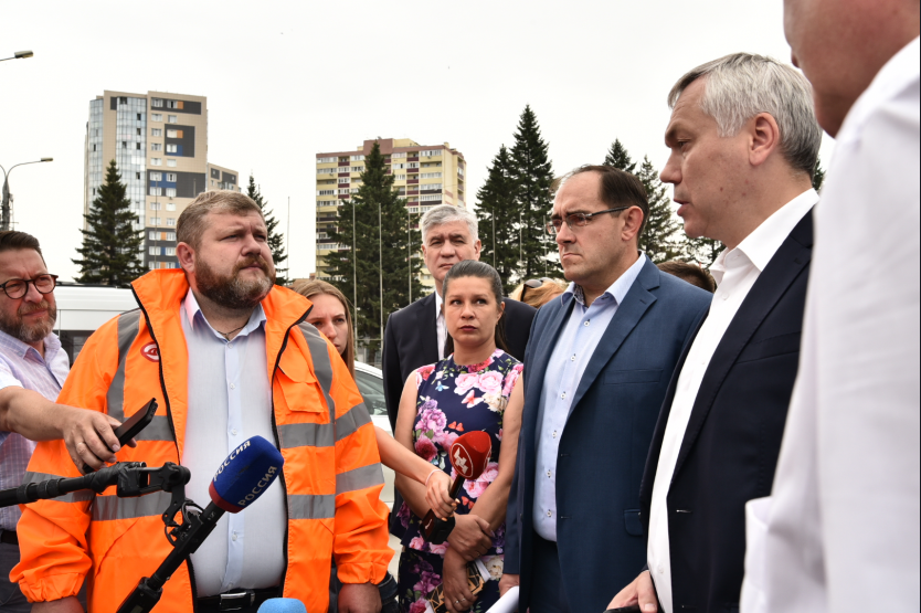 Глава региона проконтролировал ремонт дорог в Дзержинском районе Министерство тр